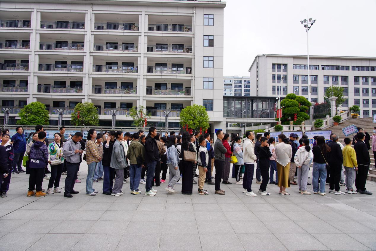 校園開放日 共赴五月盛會(huì)