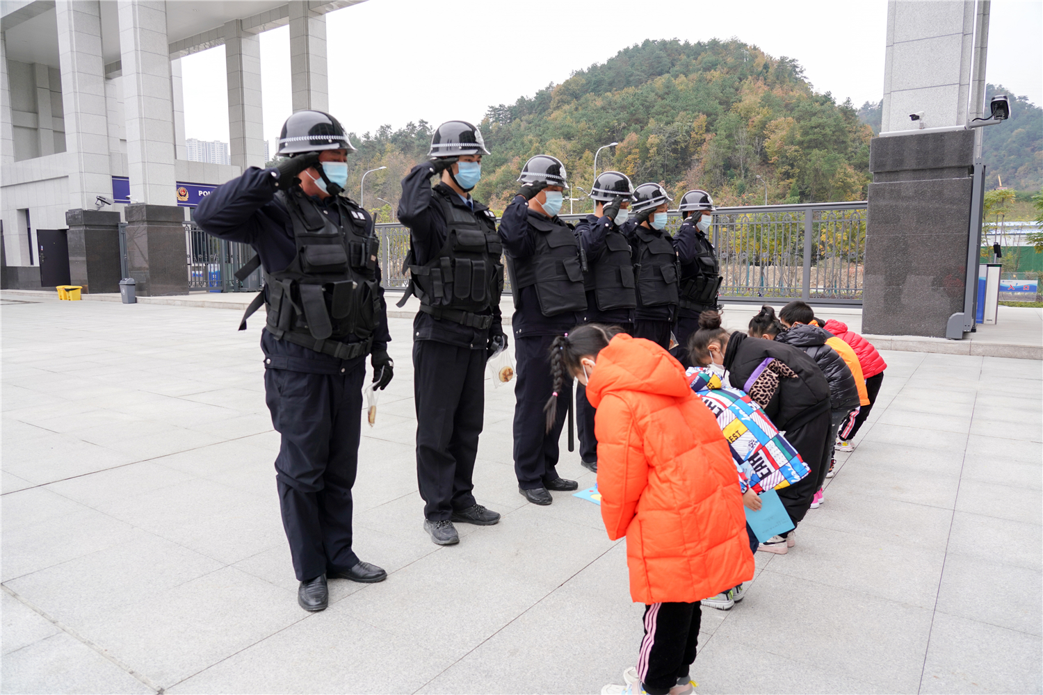 心懷感恩，快樂成長——記漢江實驗學(xué)校幼兒園感恩節(jié)主題教育活動