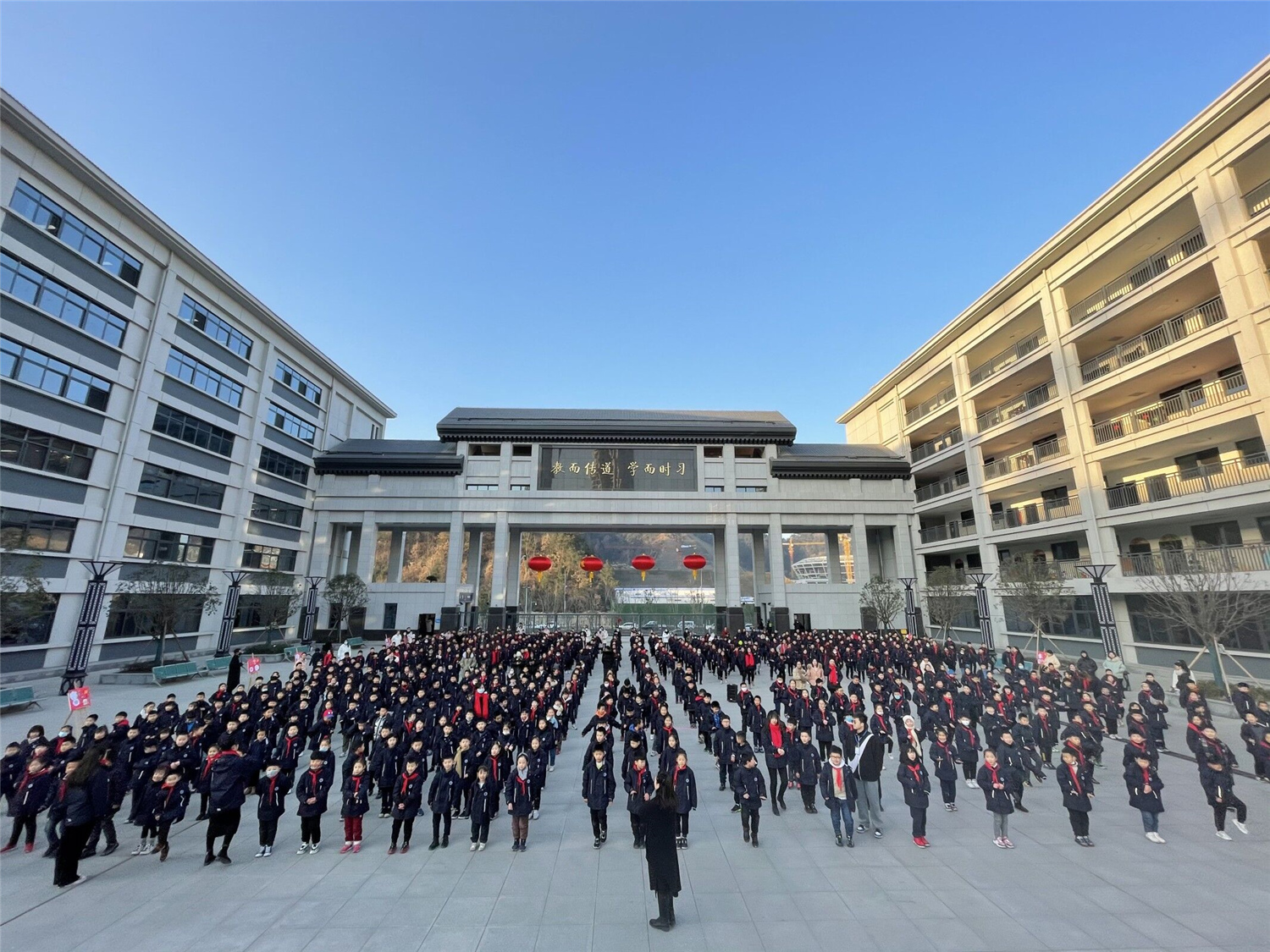 快樂童年游園會(huì) 多彩校園慶元旦——漢江實(shí)驗(yàn)學(xué)校小學(xué)游園會(huì)活動(dòng)